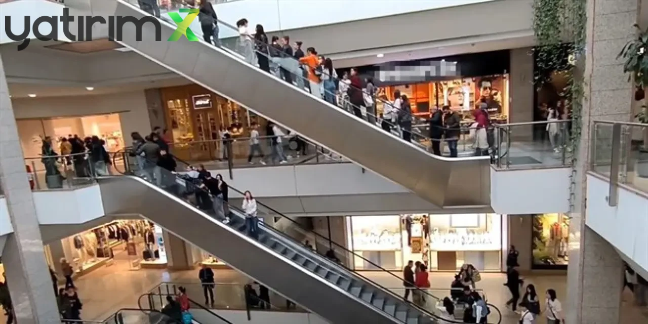 AVM'ler Pazar Günü Kapatılacak mı? Resmi Yanıt Geldi!