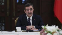 Cevdet Yılmaz: Cari açığı gelecek yıl %2'nin altına düşüreceğiz