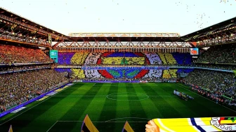 Futbolda Başarı Yok, Bedelli Var: Ali Koç Yönetimi Fenerbahçe’yi Borç İçin Halka Açıyor