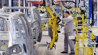 İmalat Sanayi Yavaşlıyor: Kapasite Kullanımı Haziran’da Geriledi