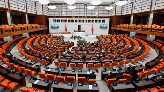 23 Haziran 2025 Gündemi: Ankara'da Kritik Görüşmeler, Piyasalarda Merkez Bankası Takibi, Ortadoğu'da Gerilim Tırmanıyor