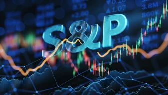 Fed tutanakları bekleniyor: Nasdaq ve S&P 500 rekordan düşüşe geçti