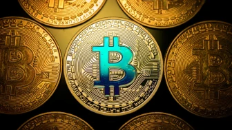 Kripto piyasasında pozitif seyir: Bitcoin 84 bin dolar sınırını aştı