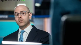 FED Guvernörü Miran'dan Faiz İndirimi Mesajı: Savaş Etkisi İçin Erken