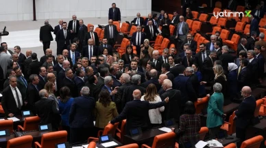 Meclis'te Kıyamet Koptu, Emekli Bayram İkramiyeleri Ertelendi