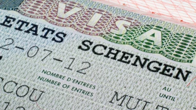 Schengen EES Sistemi Nedir? Avrupa Havalimanlarında Kaos
