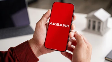 Akbank'tan 488 milyon TL'lik kredi alacak satışı