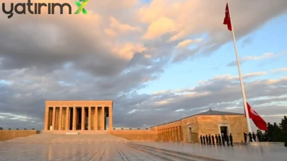 10 Kasım Resmi Tatil mi? 2025 Kamu, Özel Sektör ve Okullar Çalışma Durumu