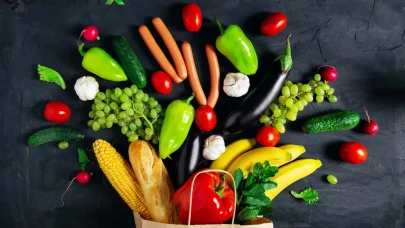 Pazara Giderken Cebinizi Rahatlatacak Haber: Hal Kanunu Fiyatları Nasıl Etkileyecek?