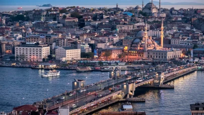 İstanbul'a 'New York' Modeli: Trafikte Ücretli Tarife Dönemi mi Başlıyor?