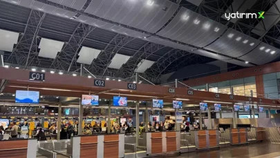 Sabiha Gökçen Havalimanı'nda Sis Nedeniyle Uçuşlar İptal Edildi