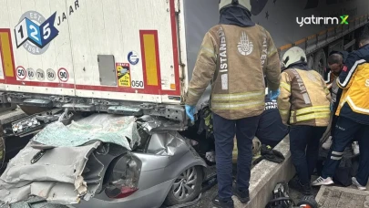 Kuzey Marmara Otoyolu'nda Feci Kaza: Otomobil TIR'a Girdi, 4 Ölü