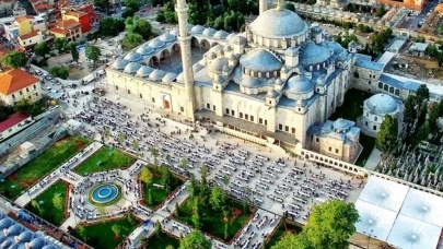 Fatih Camii Haziresi Nerede? Kimler Yatıyor?