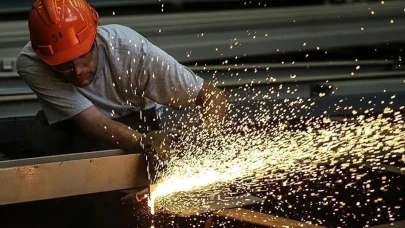 TÜİK Sanayi Üretim Endeksini Açıkladı: Yıllık Bazda %1,4 Düşüş