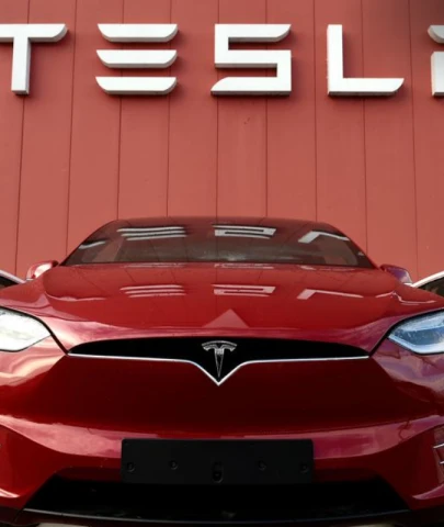 Tesla, Model S ve X'in Güncellenmiş Versiyonlarını Satışa Sundu