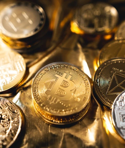 Kripto piyasasında pozitif seyir: Bitcoin 78.280 dolara yükseldi