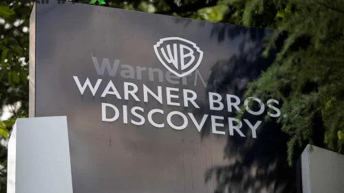 Warner Bros. Discovery'de Teklif Savaşı: İşte Paramount'un Netflix'e Karşı Kozları