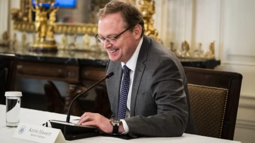 Trump Baskısına Rağmen Hassett'ten Bağımsız Fed Sözü: Başkanın Görüşleri Tavsiye