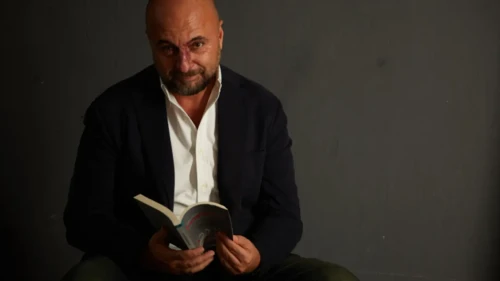 Bora Özkent Kimdir? Bora Özkent Eğitimi Alınmalı mı?