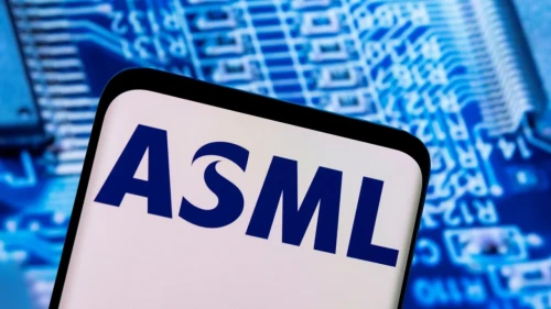 ASML yapay zeka devrimine yetişmek için üretimi artırıyor