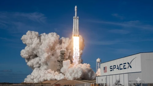 Trump yönetiminde SpaceX krizi: Loeffler'ın hisseleri mercekte