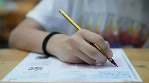Üniversiteye Başlama Maliyeti Rekora Koştu: Öğrenci Ailesine Dev Fatura!