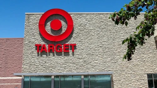 Target bilanço verileri: Satışlar beklentileri aştı, hedefler büyüdü