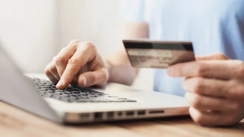 Türkiye'de İnternet Bankacılığı Kullanımı %75,9'a Yükseldi