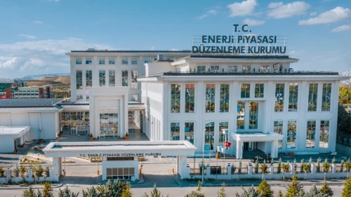 EPDK'den elektrikli araç şarj istasyonlarına depolama müjdesi