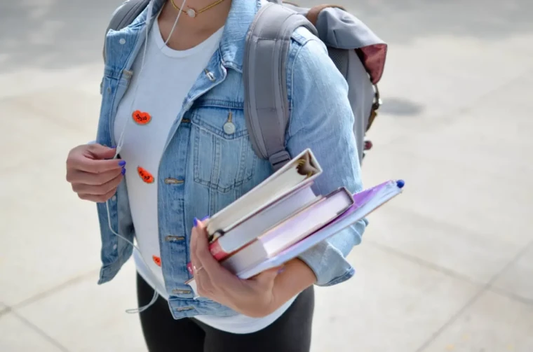 Üniversiteye Başlama Maliyeti Rekora Koştu: Öğrenci Ailesine Dev Fatura! 4