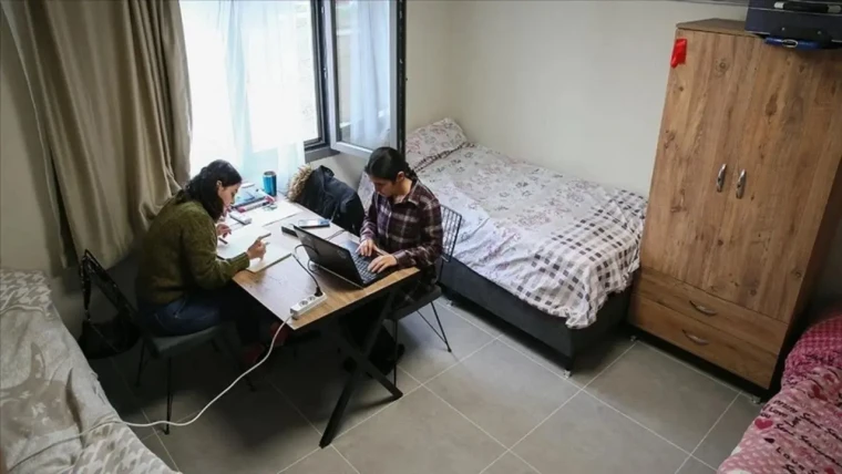 Üniversiteye Başlama Maliyeti Rekora Koştu: Öğrenci Ailesine Dev Fatura! 5