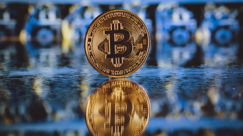 Bitcoin'de gözler 100 bin dolarda: Golden cross ve ETF desteği