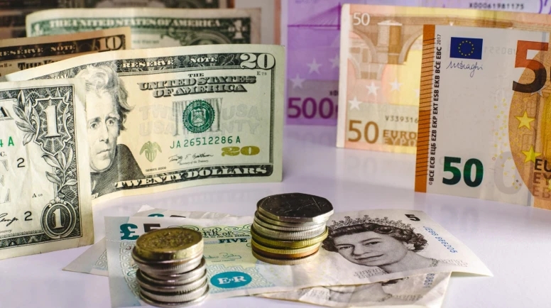 Döviz kurları güne yükselişle başladı: Dolar 48,46 TL