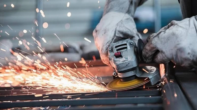 İmalat sanayi üretimi temmuzda yıllık %0,3 arttı