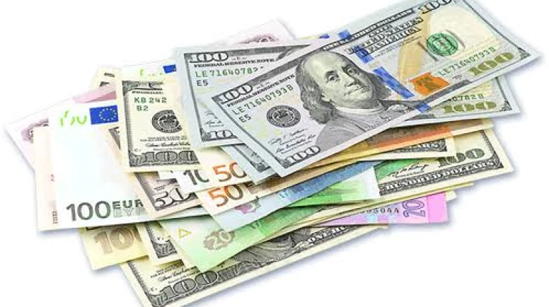 Dövizde Fed etkisi: Dolar 48,67 TL, Euro 55,92 TL oldu