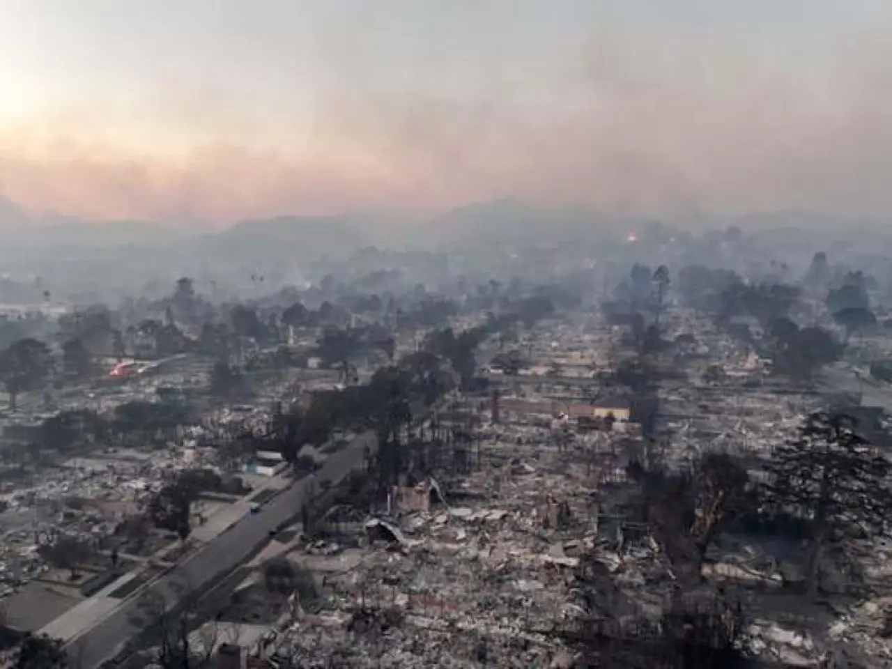 Son Dakika! Los Angeles Orman Yangınlarında Son Durum: Hollywood Tahliye Ediliyor - Dünyadan Haberler