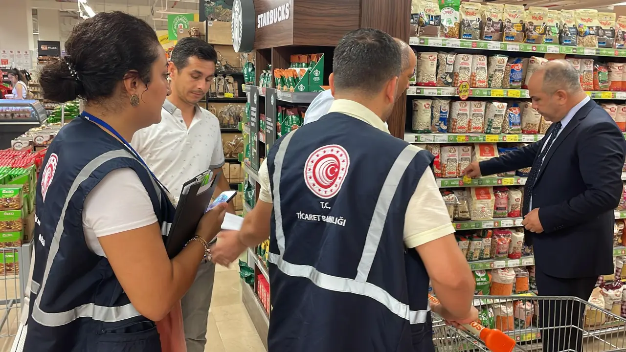 Ticaret Bakanlığı'ndan marketlerde fiyat ve etiket denetimi - 14.07.2023,  Sputnik Türkiye