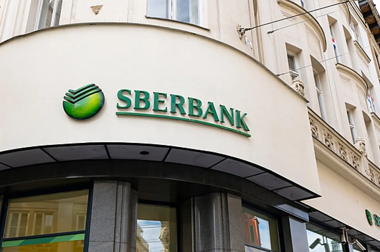 Města vyhlížejí poslední miliony ze Sberbank, končí možnost vyzvednutí  vkladů - iDNES.cz