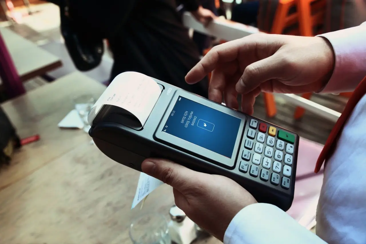 Pos Cihazı Nedir? Pos Cihazlarıyla İlgili Bilinmesi Gerekenler - Mukayese