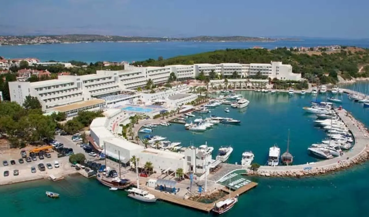 Marmaris Altınyunus'tan (MAALT) Divan Talya Oteli açıklaması - Rota Borsa