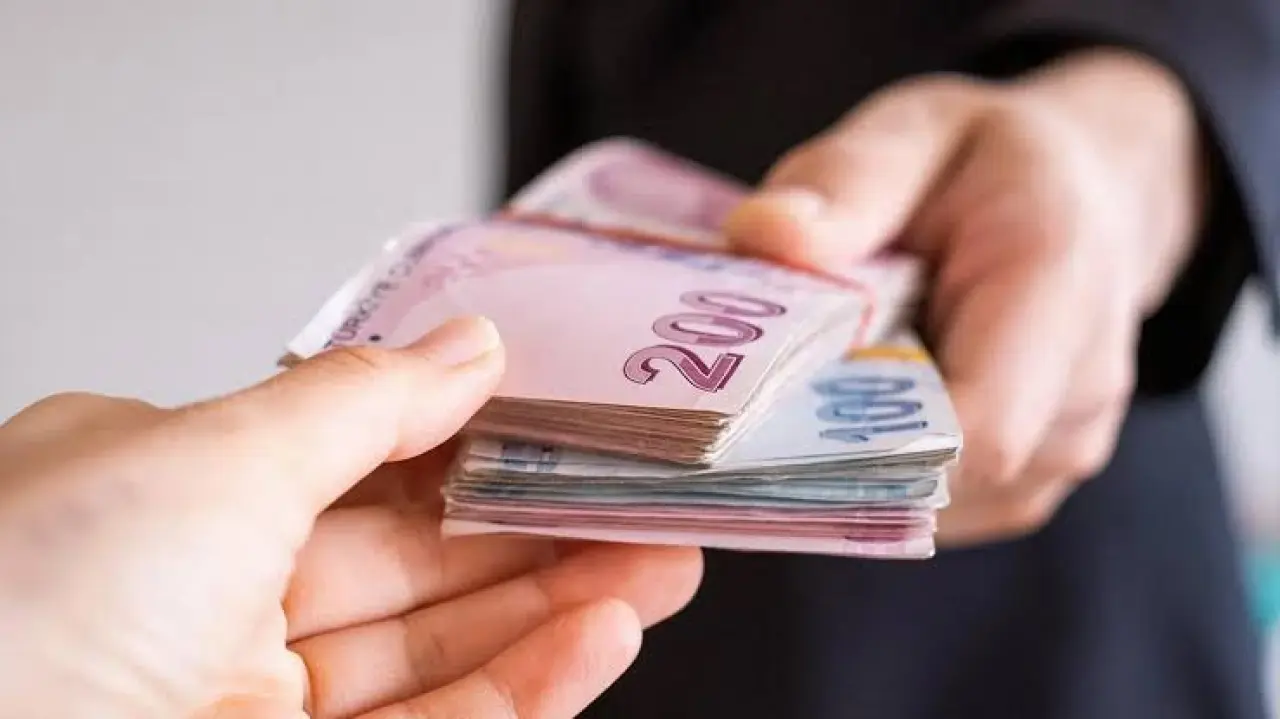 Nakit ihtiyacı olanlara müjde! 9 banka yüzde 0 faizle kredi veriyor - İz Gazete - İzmir Haberleri - Son Dakika Haberler