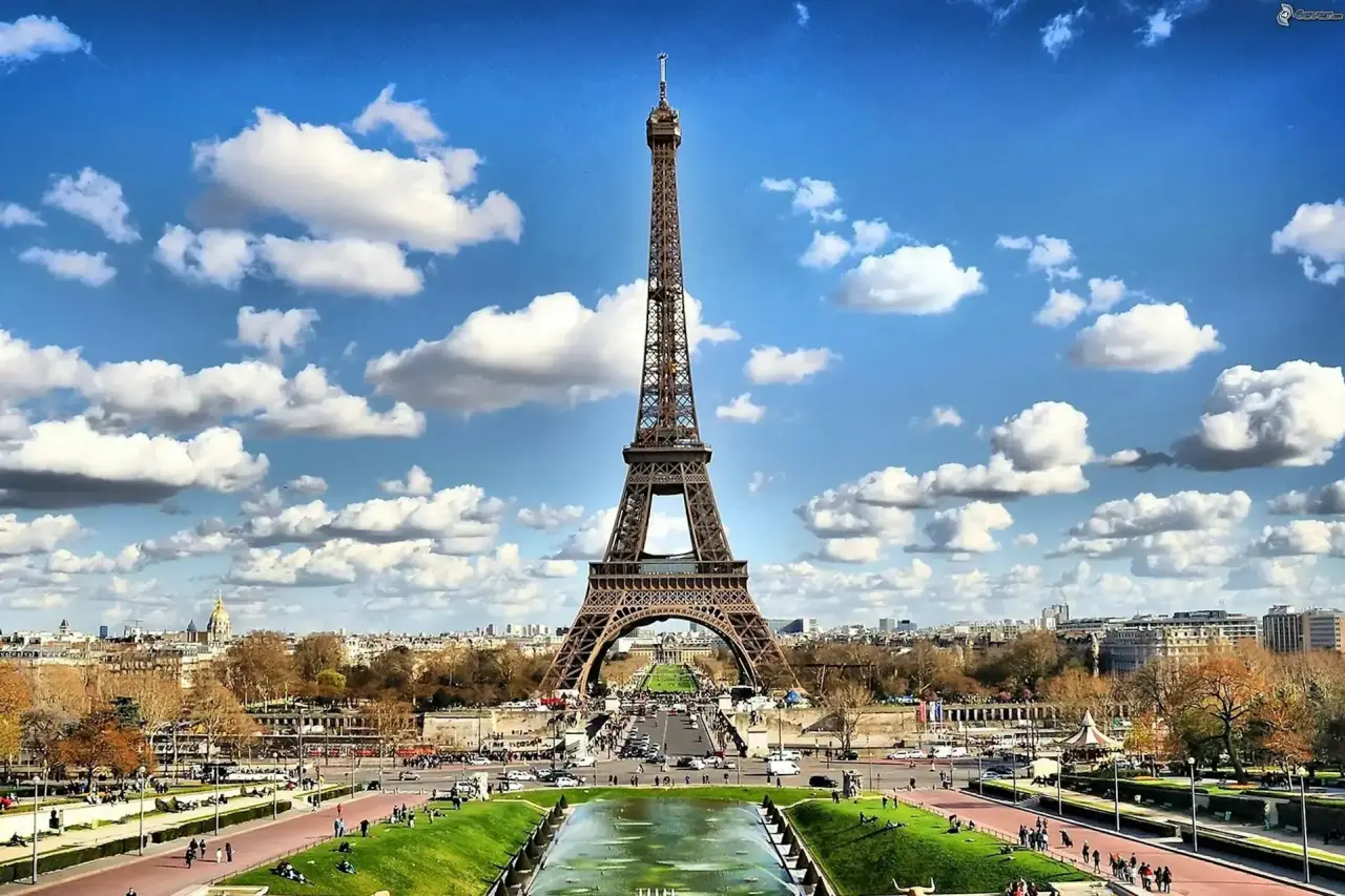 Fransa Gezilecek Yerler 2026: Paris | Şahinoğlu Turizm