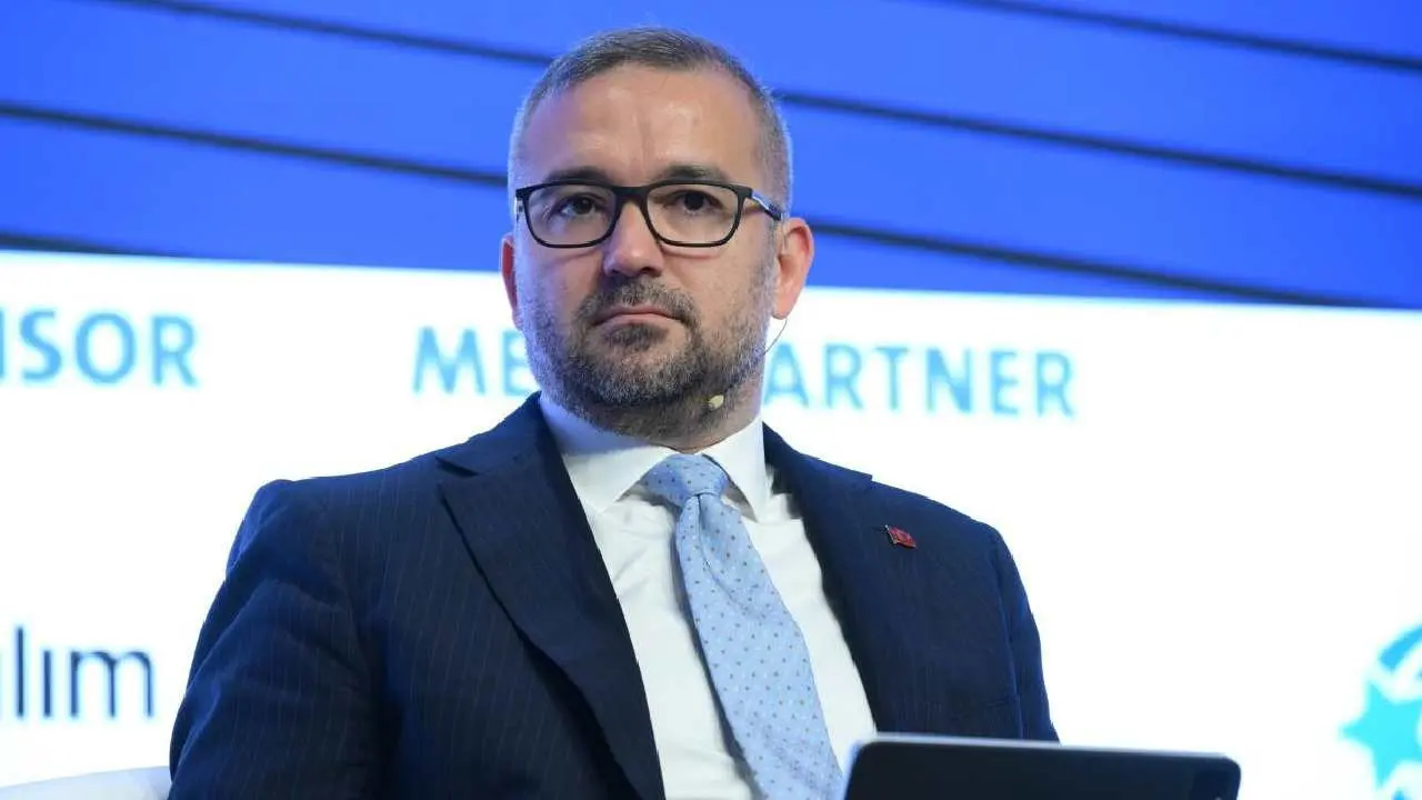 TCMB Başkanı Fatih Karahan'dan dikkat çeken altın mesajı: Stres anında ne kadarını kullanabiliriz? - Dünya Gazetesi