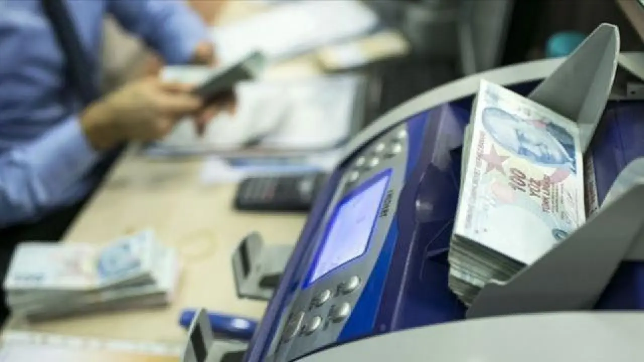 Fon krizi sonrası ihtiyaç kredilerinde takibe dönüşüm oranı zirve yaptı