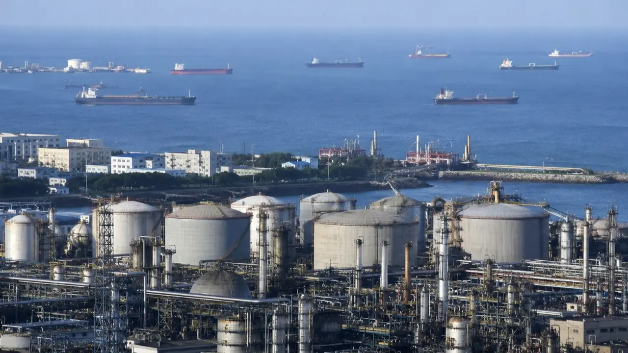 Çin petrol piyasasında OPEC'in önüne geçti - Dünya Gazetesi