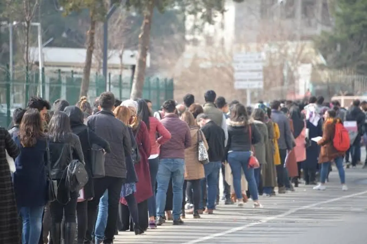 Gerçek işsizlik ikinci çeyrekte yüzde 32'ye yükseldi - Evrensel