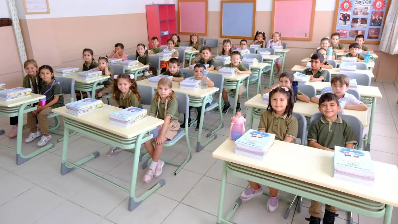 Okullar yarın açılıyor - Son Dakika Haberleri